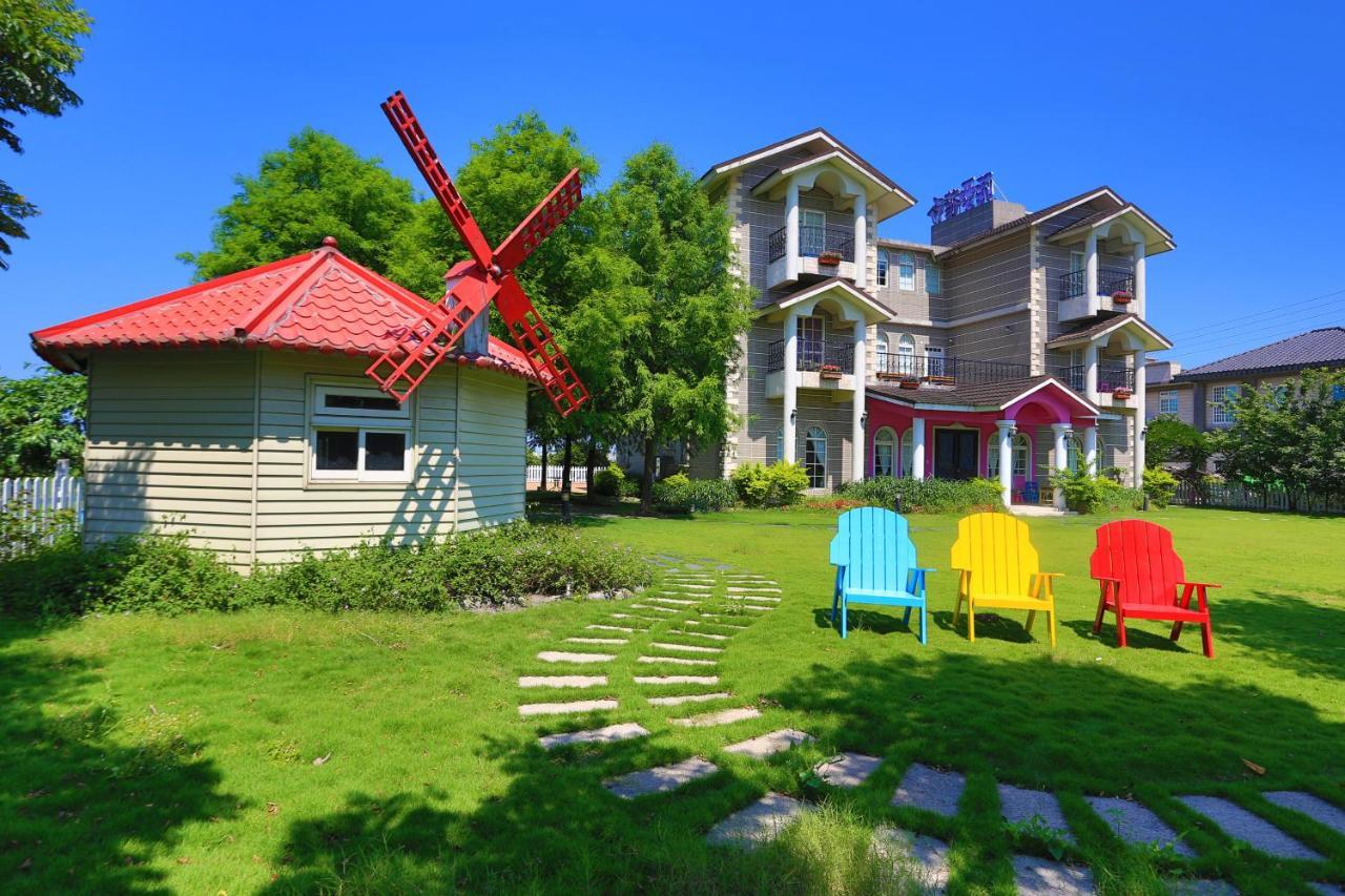 伊莎愛莉溜滑梯親子民宿 Wujie Exterior photo