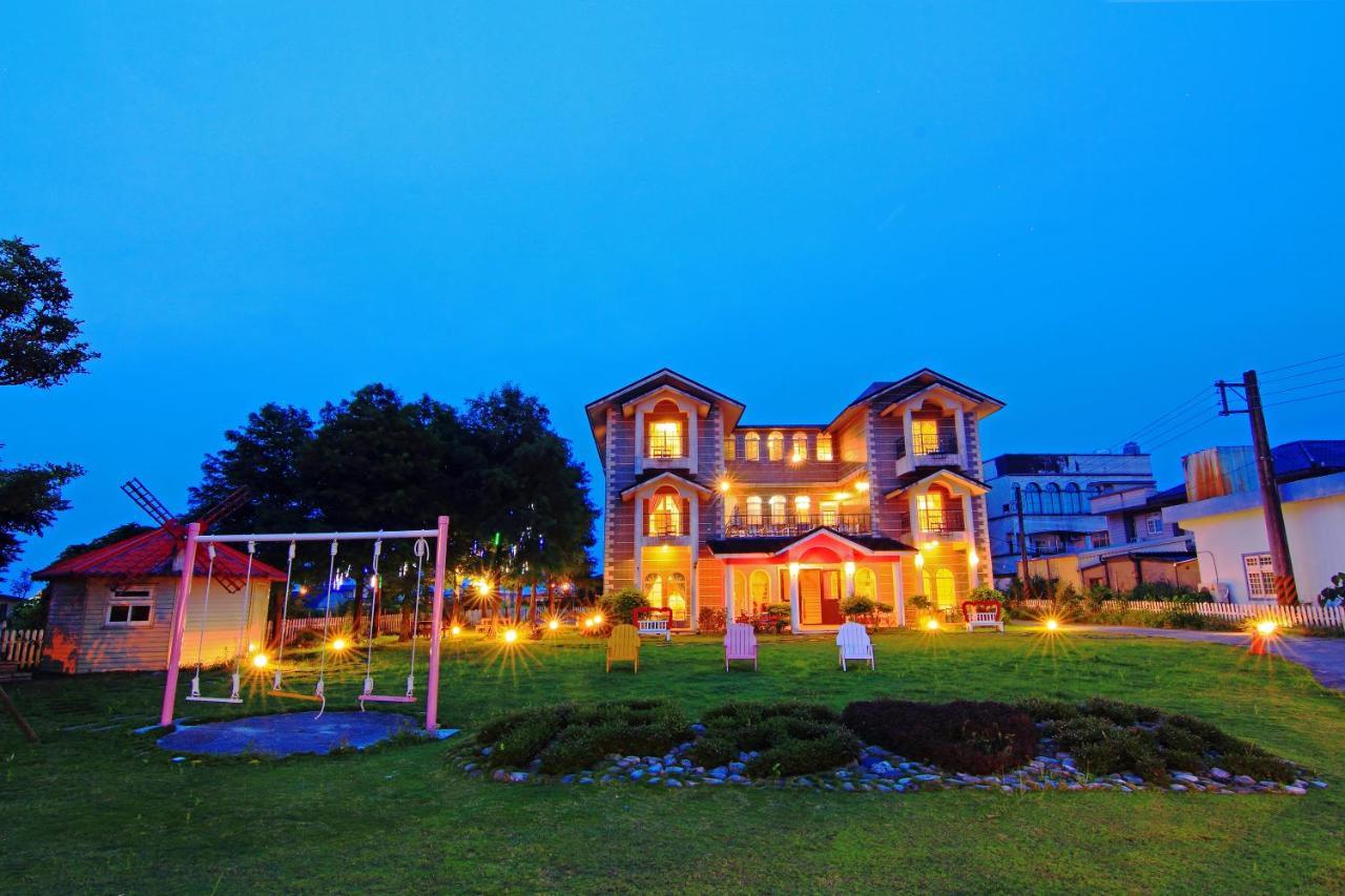 伊莎愛莉溜滑梯親子民宿 Wujie Exterior photo